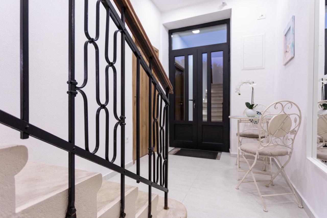 Apartments San Leopoldo ซริกเวนิซา ภายนอก รูปภาพ