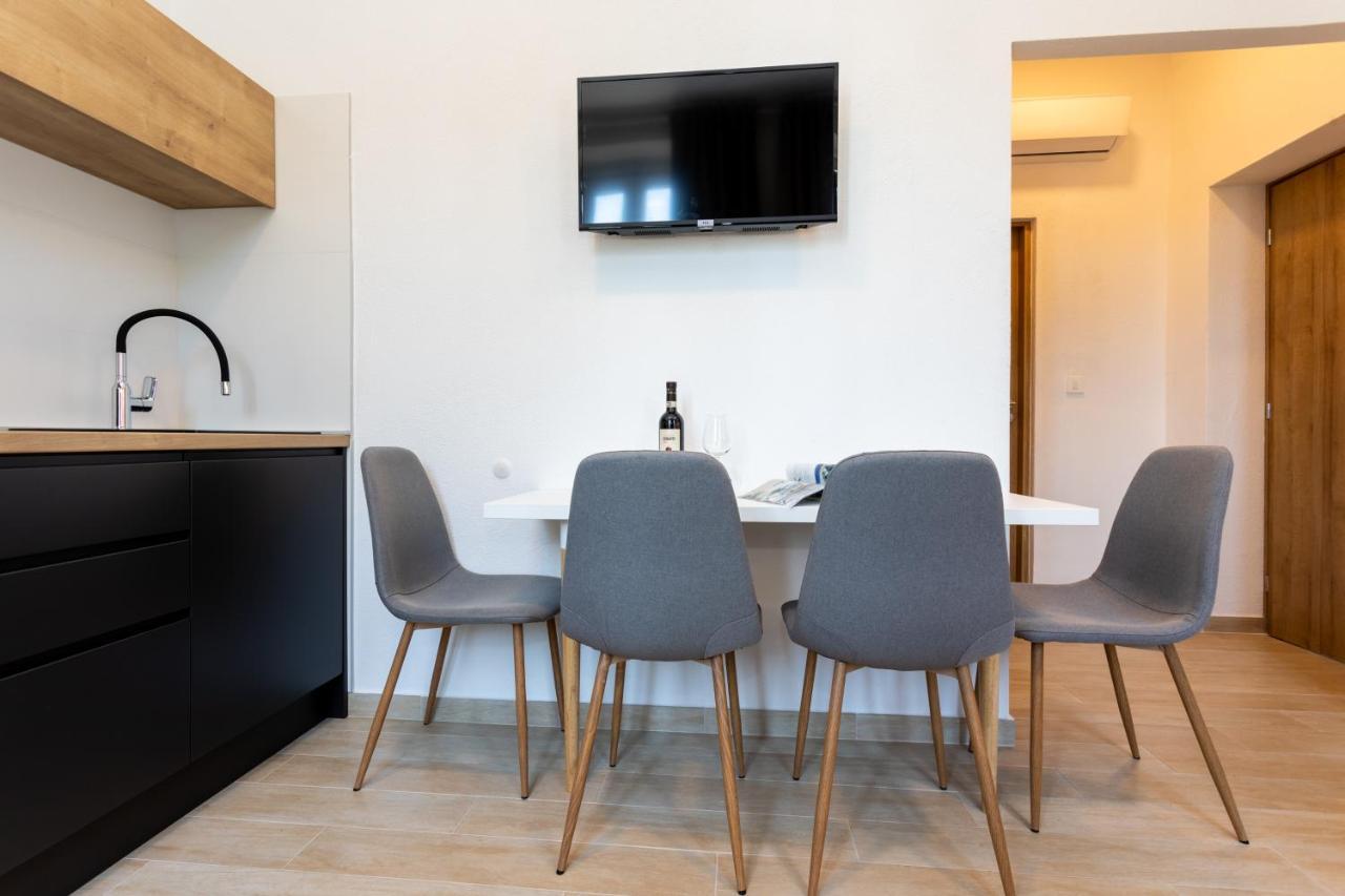 Apartments San Leopoldo ซริกเวนิซา ภายนอก รูปภาพ