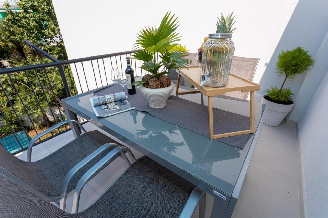 Apartments San Leopoldo ซริกเวนิซา ภายนอก รูปภาพ